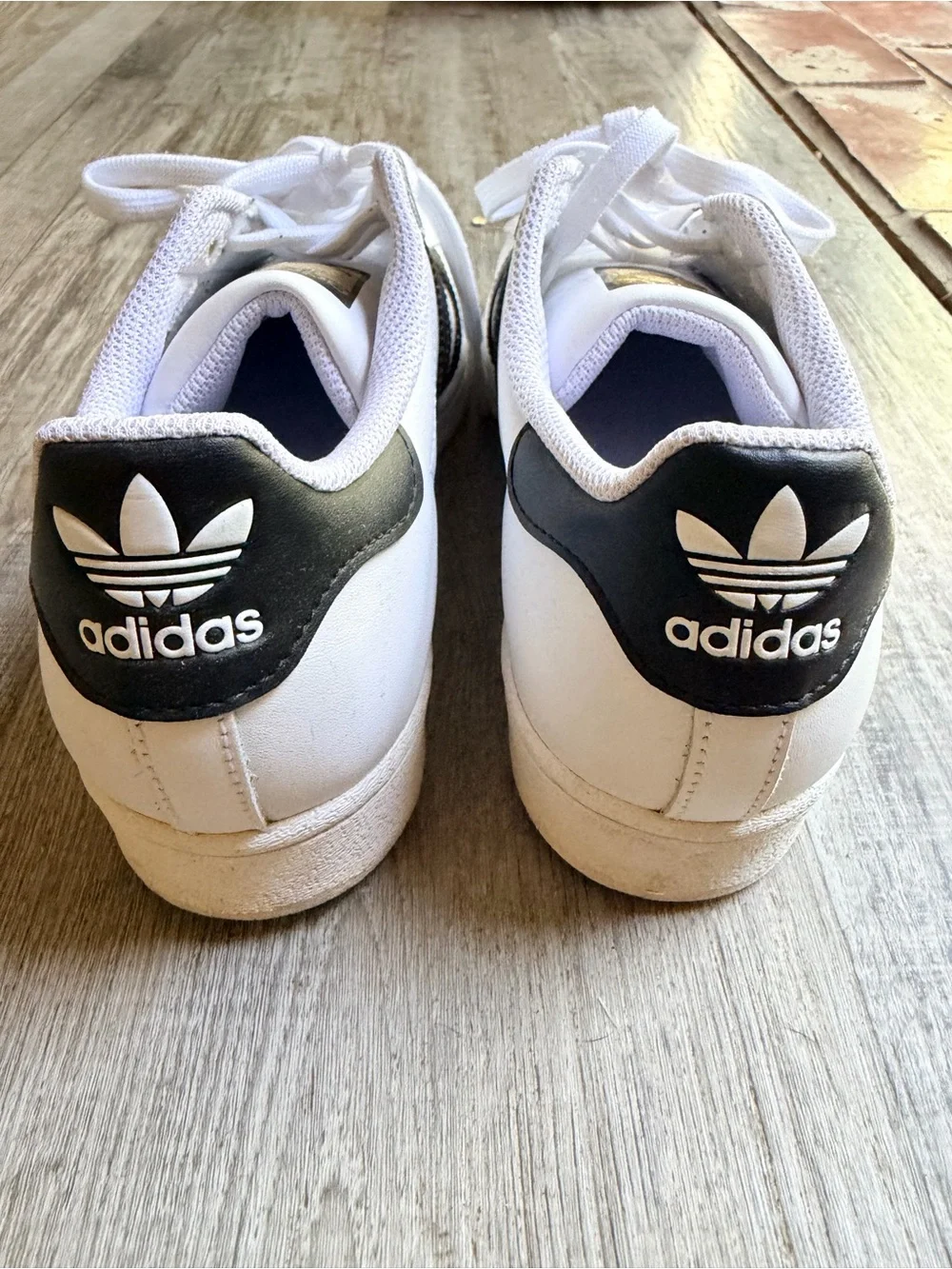adidas low top